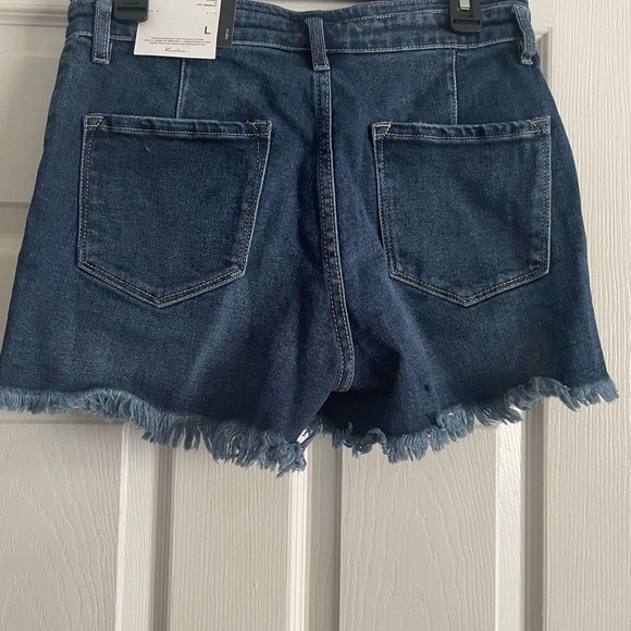 Kancan Jean Shorts - Picture 2 of 3